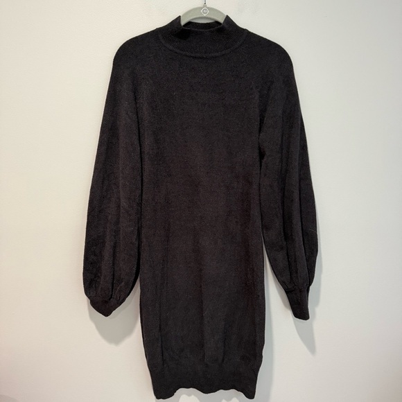 Exlura Black Sweater Dress - Picture 2 of 3